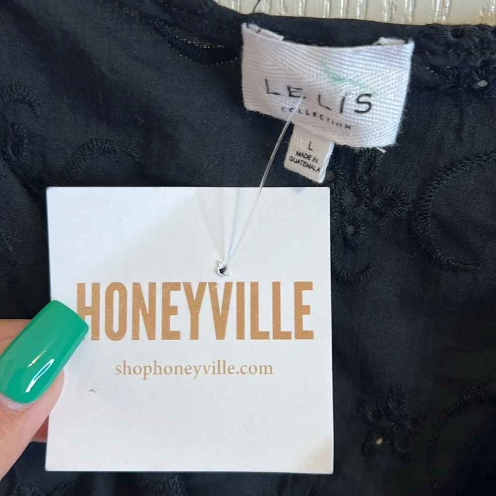 Le Lis Black Eyelet Crop Tie Front Top. Size L - Image 6