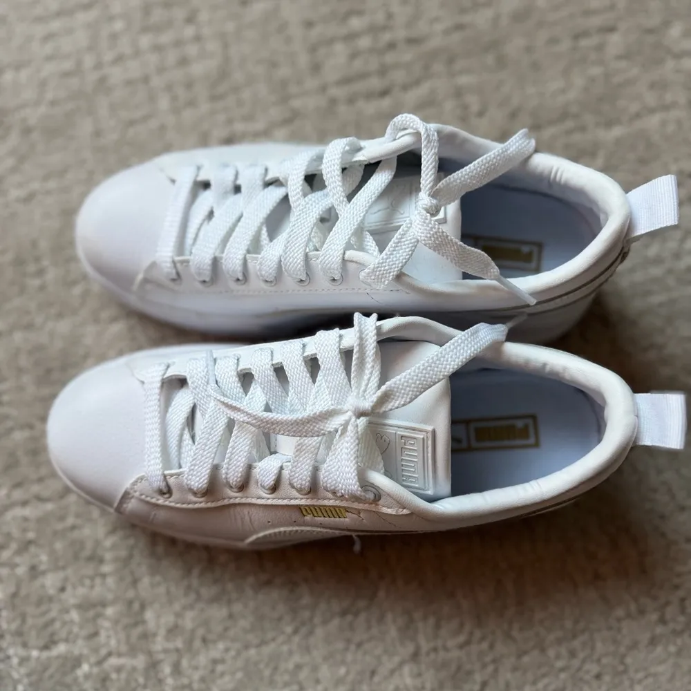 White Platform Sneaker - Image 4