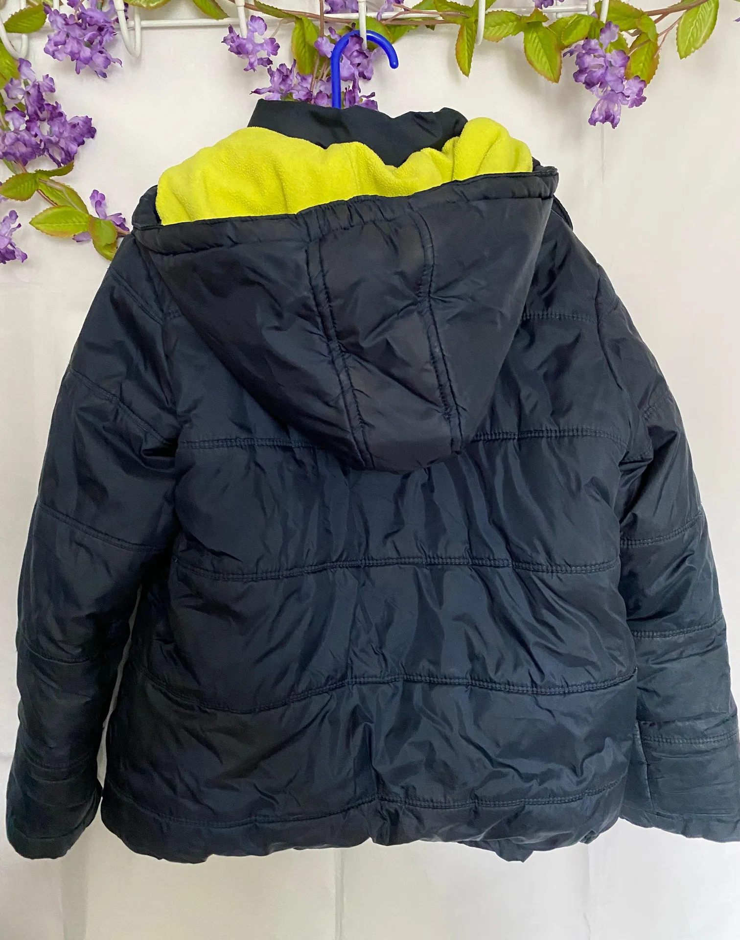 fleece lined winter coat. - Image 2