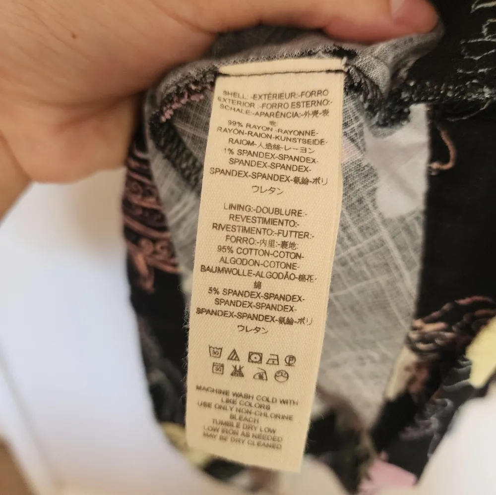 Blouse Get Your Love Tank Top Floral Hibiscus Handkerchief Black - Image 6