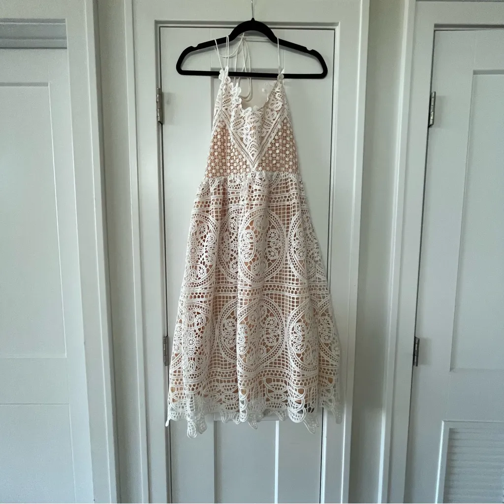 Lace dress - Image 3