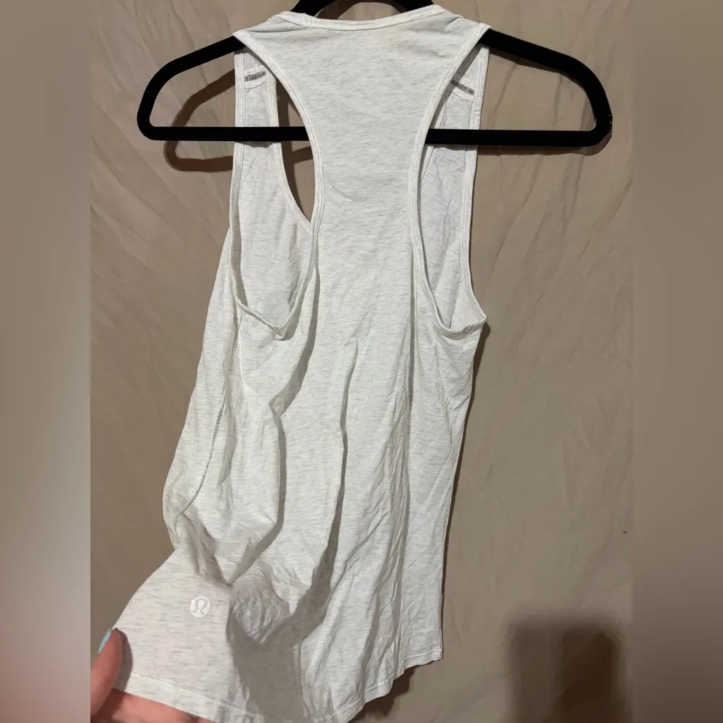 Lululemon tank top - Image 3