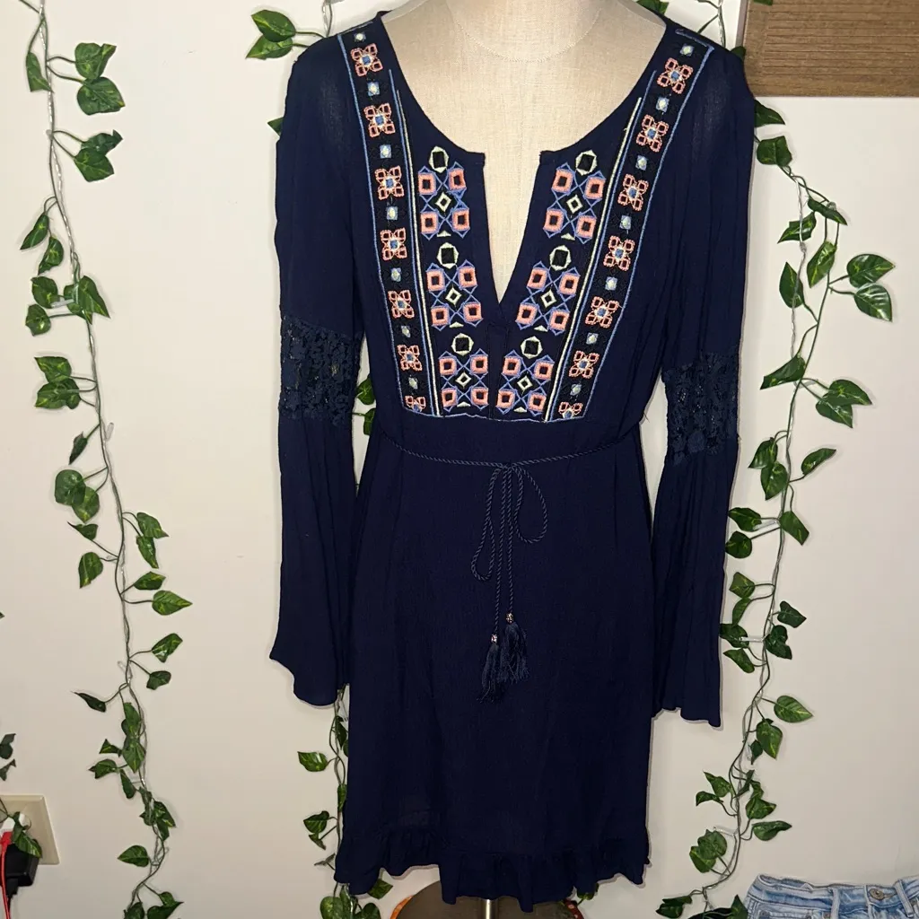 Peachpuff USA Flowy Mini Dress Printed Lacey Cold Shoulder Dress Longsleeve Blue Size M - Image 2