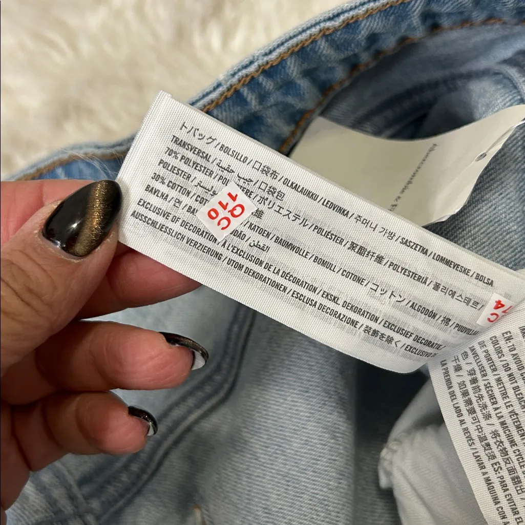 Abercrombie & Fitch Curve Love The 90’s Relaxed High Rise Jeans - Image 8