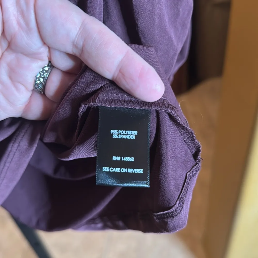 Torrid Studio Knit V-Neck Quarter Sleeve Shirred Top Size 2X - Image 10