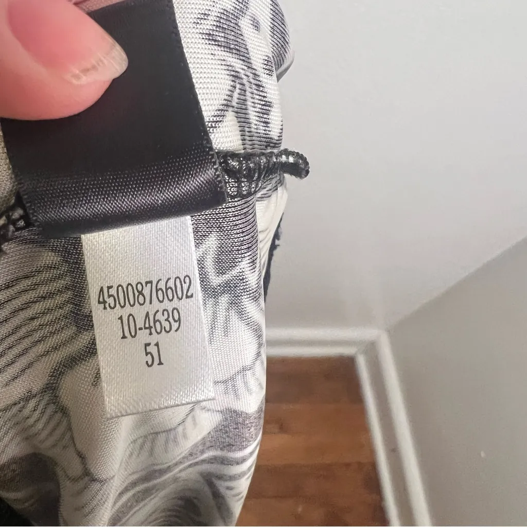 White House Black Market Off Shoulder Mini Tunic Dress Black Floral S - Image 10