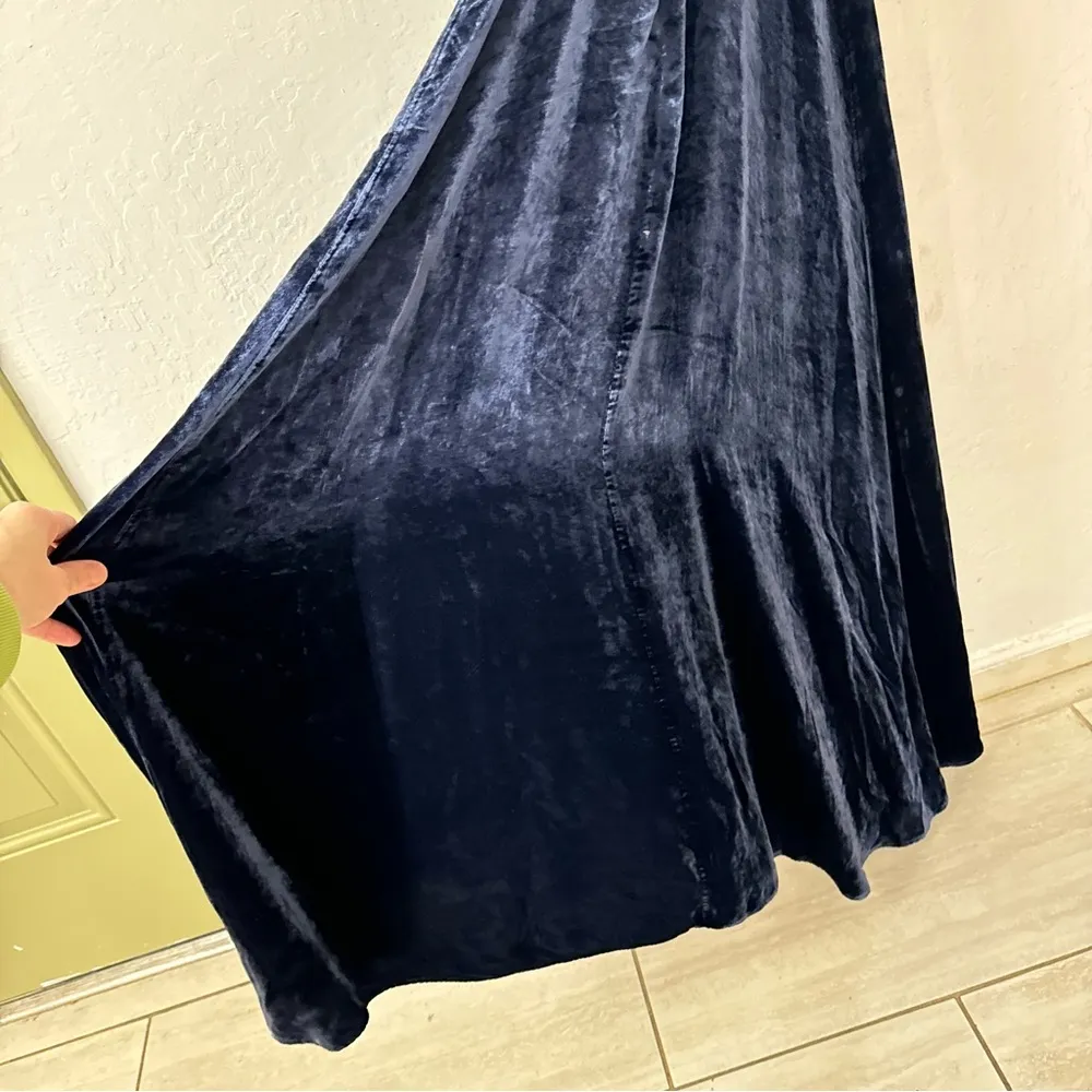 Neon Blonde Navy Blue Velvet Velour Maxi Criss Cross Open Back Dress Small - Image 4