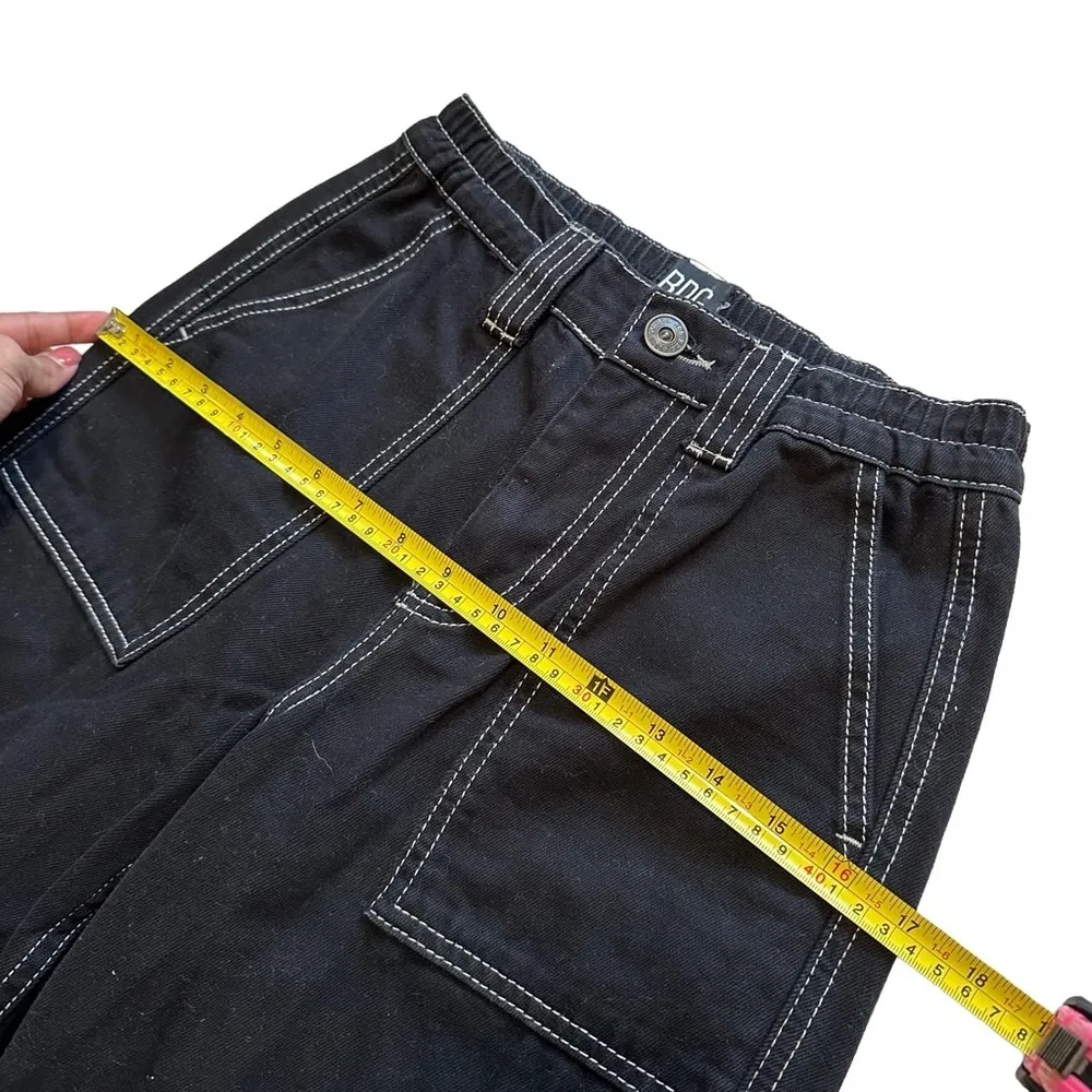 BDG Black Cargo Jeans with Straight Leg Cut - Image 3