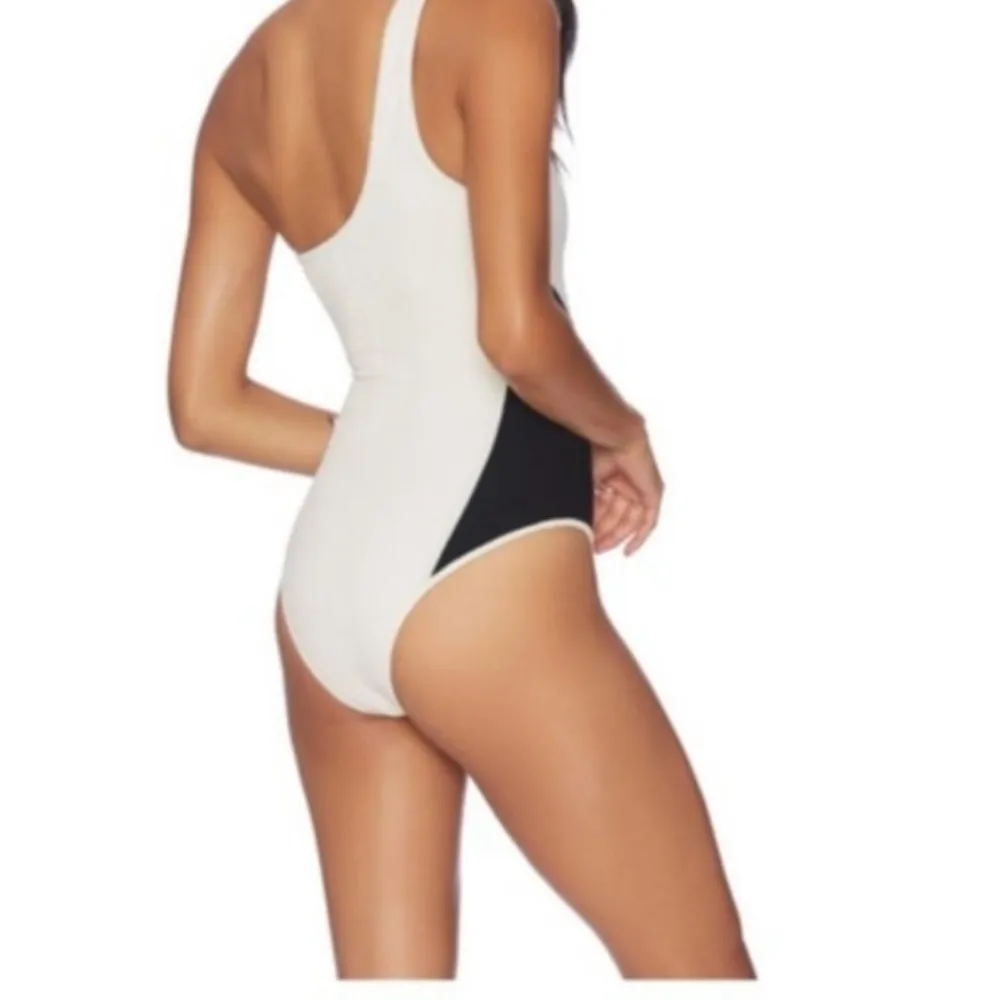 Ellejay  NWT Melinda Suit REVOLVE - Image 3