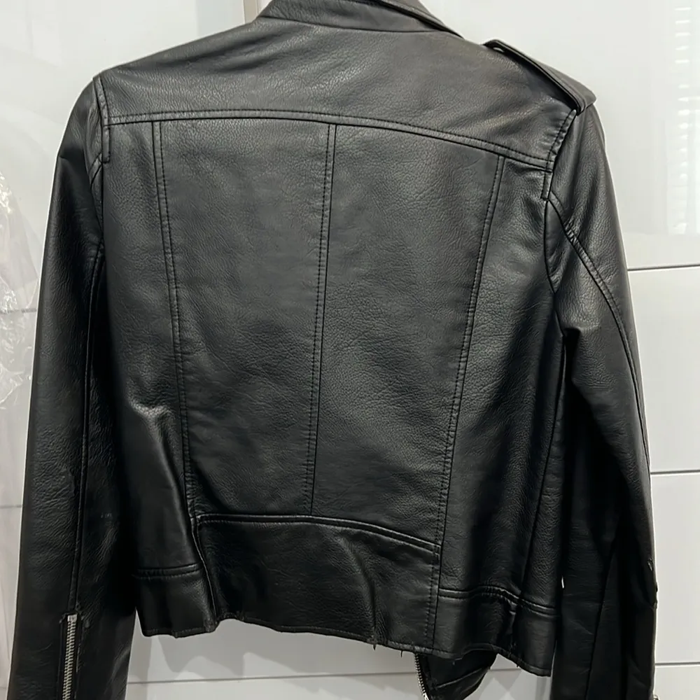 BB Dakota black leather jacket - Image 8