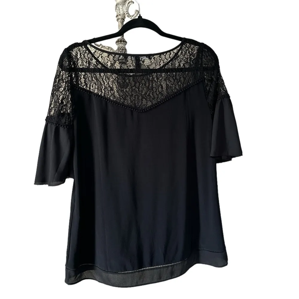 White House Black Market blouse black lace embellished small short sleeve - Image 4