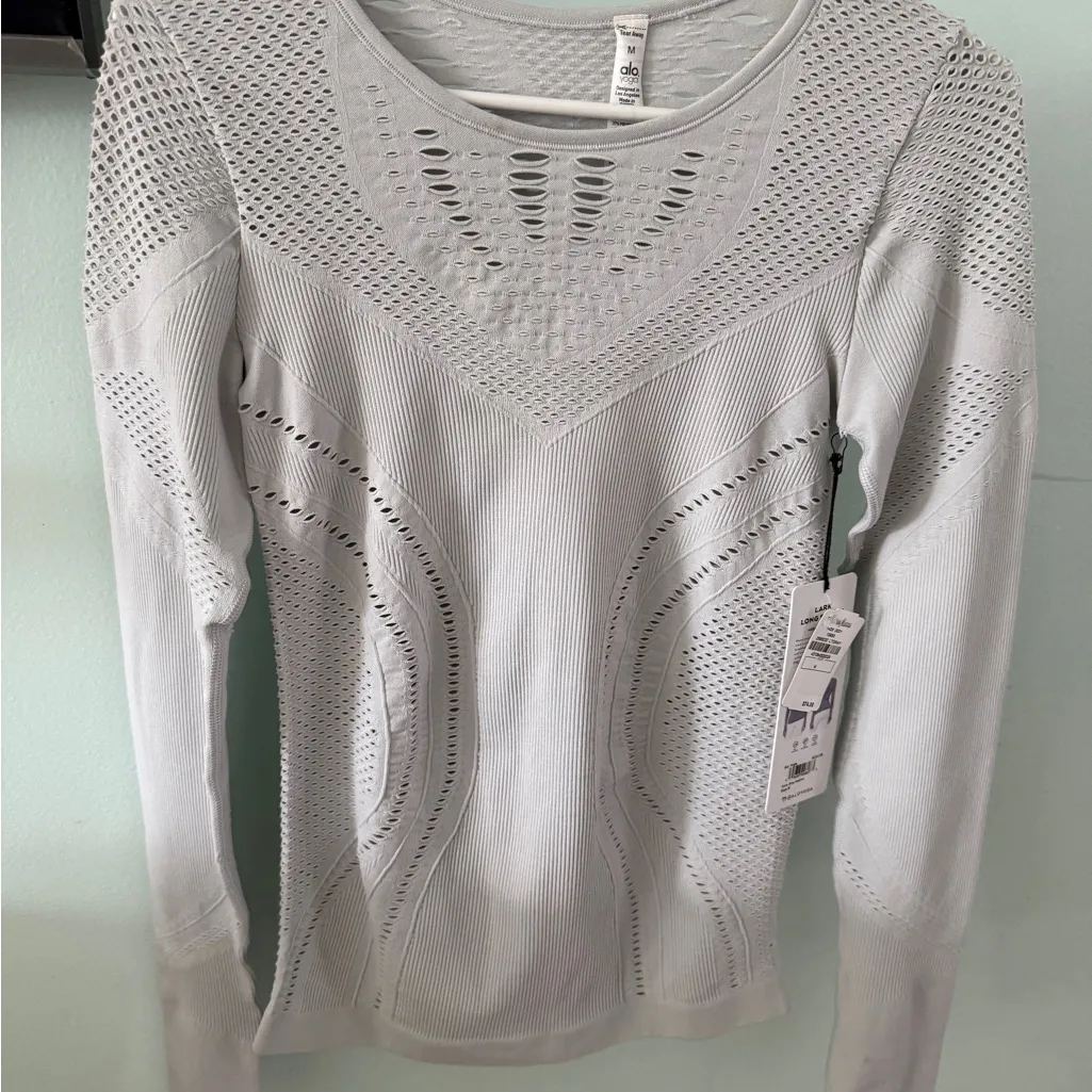 Alo Lark long sleeve Silver Size M - Image 2