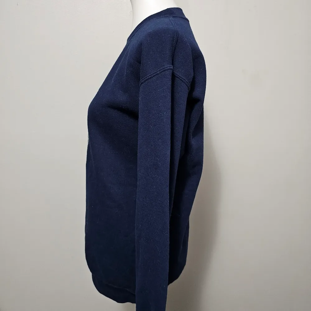 Gildan Navy Fishing Bears Unisex Crewneck  Fleece Sweatshirt Size Small - Image 2