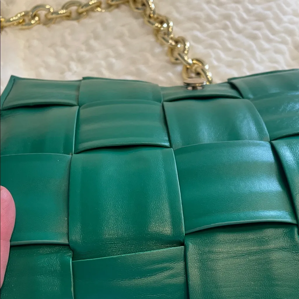 Elegant Green Woven Chain Bag like new - Image 5