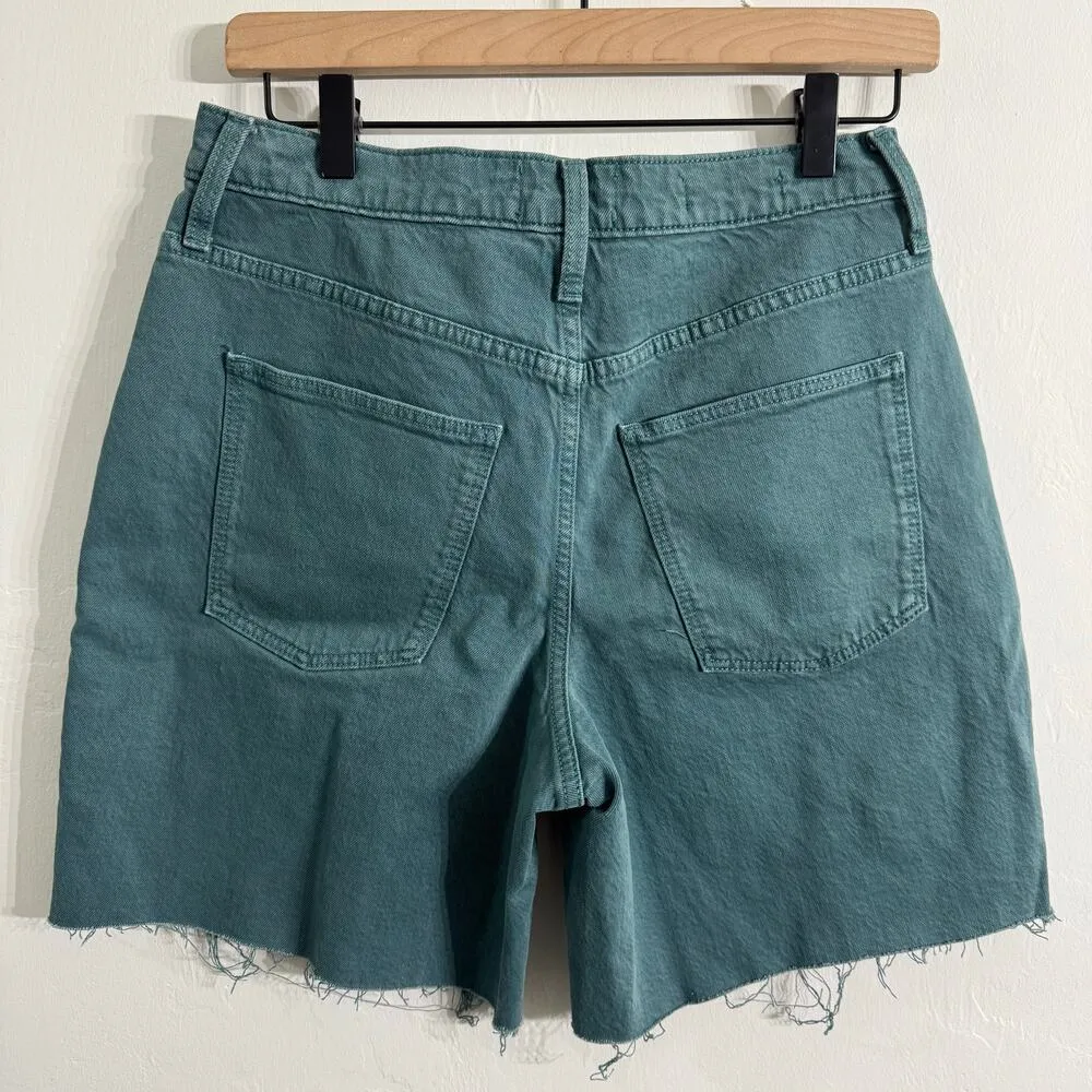 Universal Thread Women's Vintage Bermuda Shorts Green Size 4/27 - Image 4