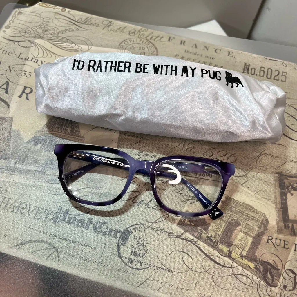 I’d rather be with my Pug Zippered Pouch White - Image 7