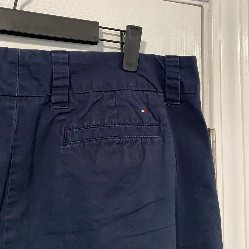 Tommy Hilfiger Size 14 Navy Blue Cotton Chino Shorts Pockets Zip Up - Image 6