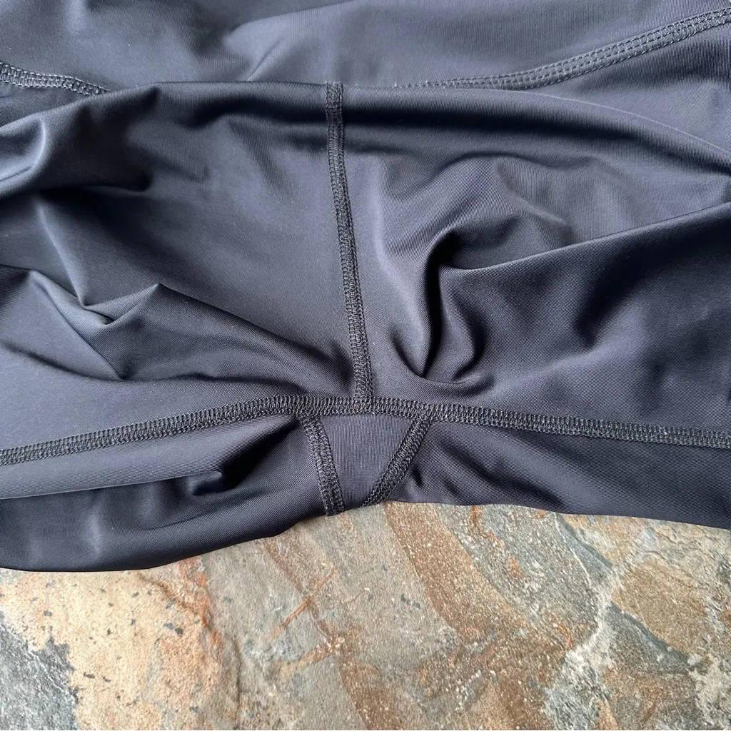 Beyond Yoga Compression Lux High Waisted Midi Legging Women's Size Small Black - Image 7