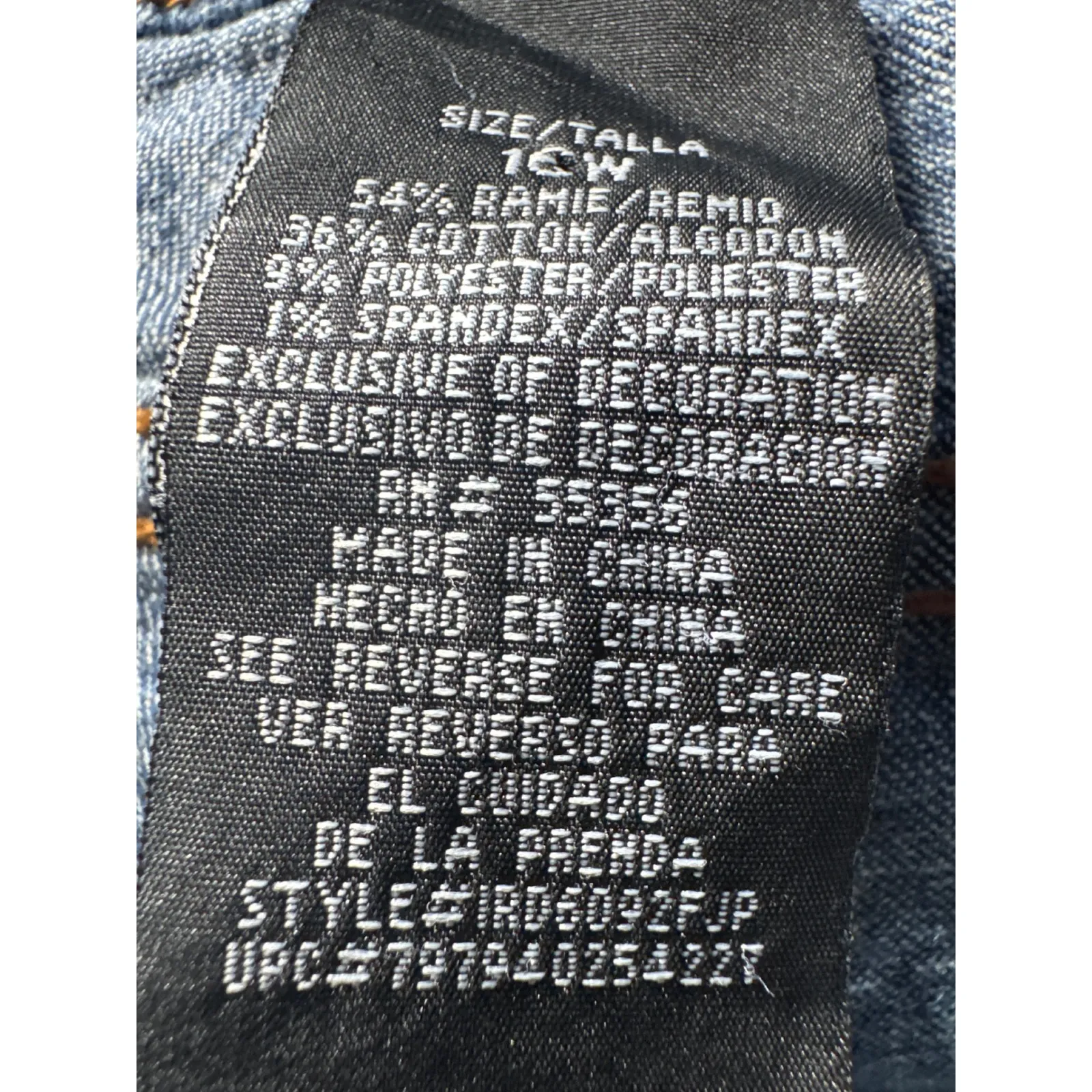 Squeeze Jeans Women's 16W Embroidered Flower Bootcut Denim Pants Blue - Image 5