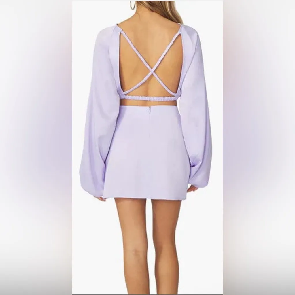 We wore what top - Image 3