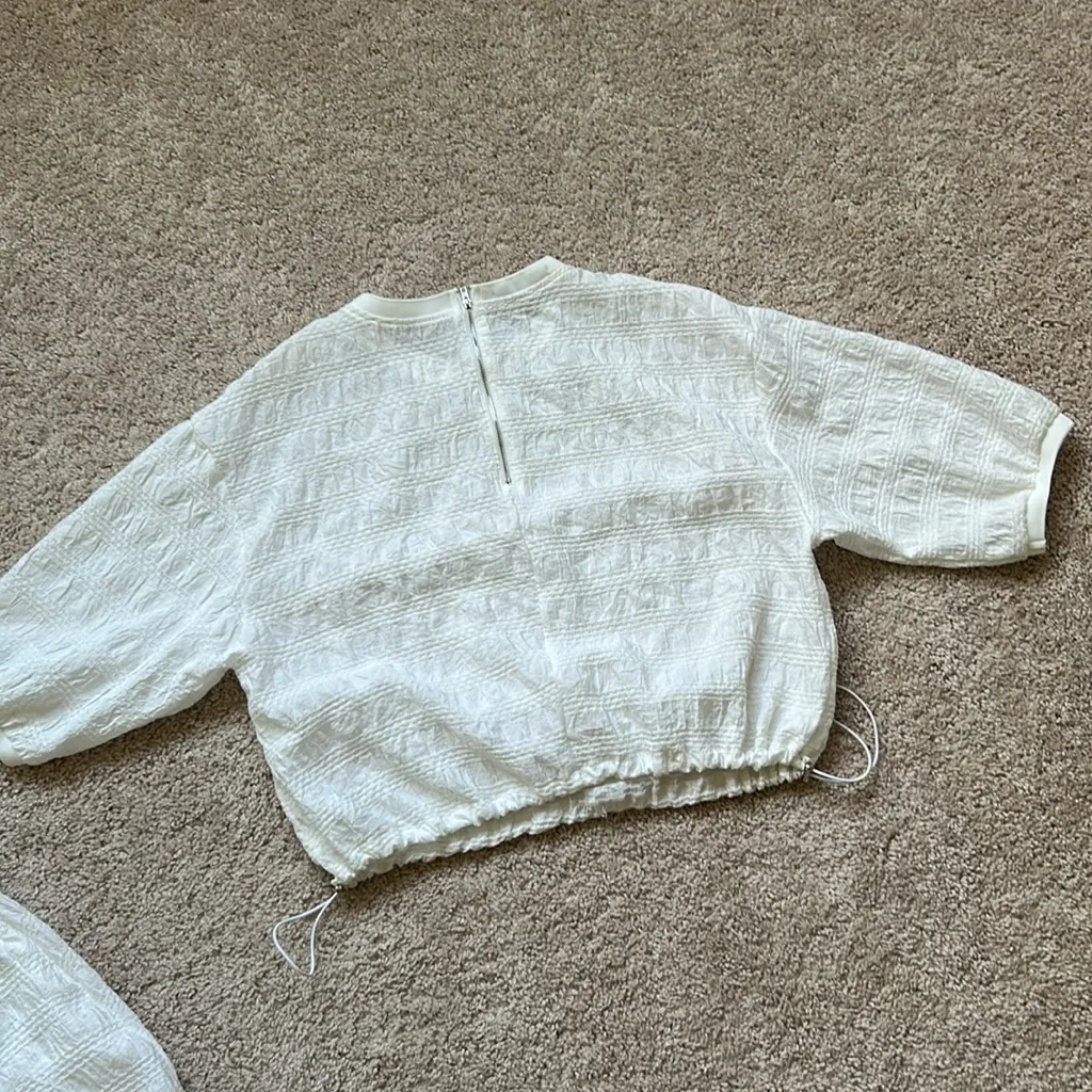 White top & skirt set. S - Image 12