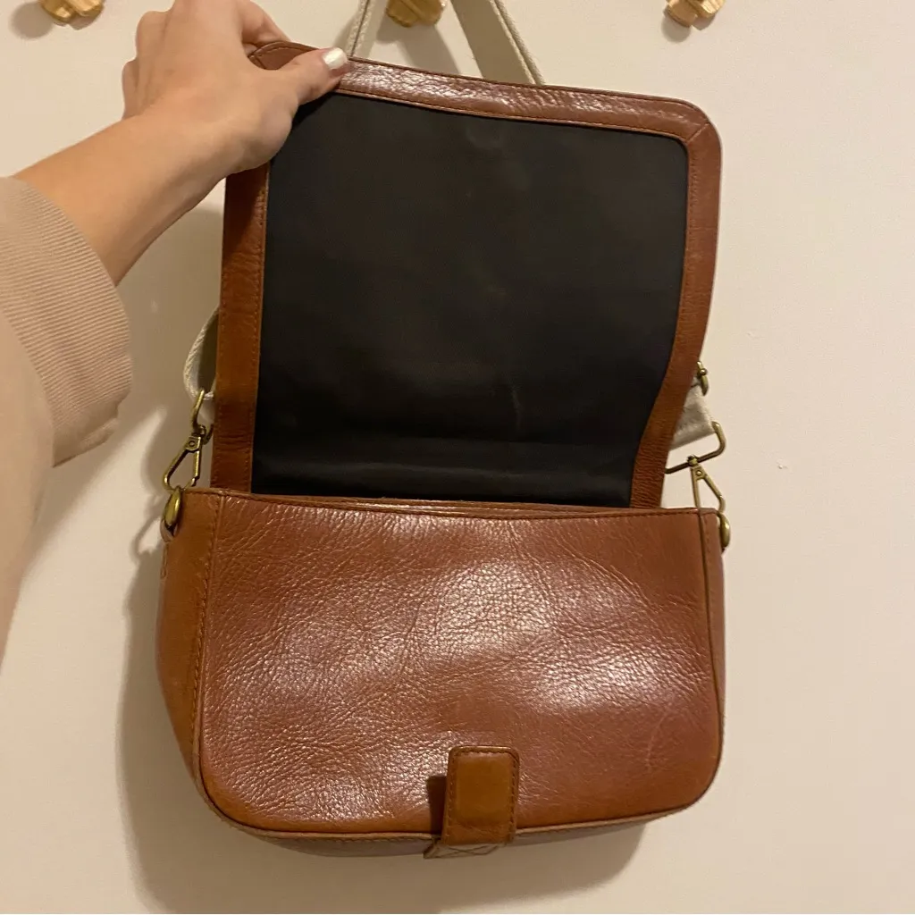 Madewell Brown Leather Magnet Closure Purse - Image 5