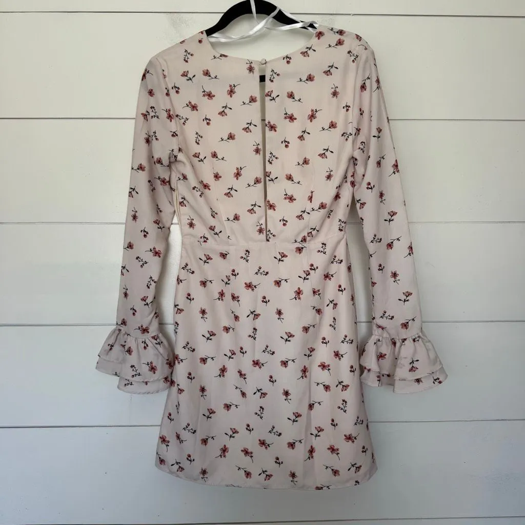 About Us Women’s Small Floral Holly Dress Longsleeve - Image 4