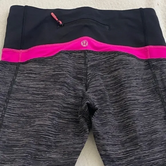 Lululemon Run Spirit Tight II - Wee Are From Space Leggings - Size 4 -- Rare - Image 2