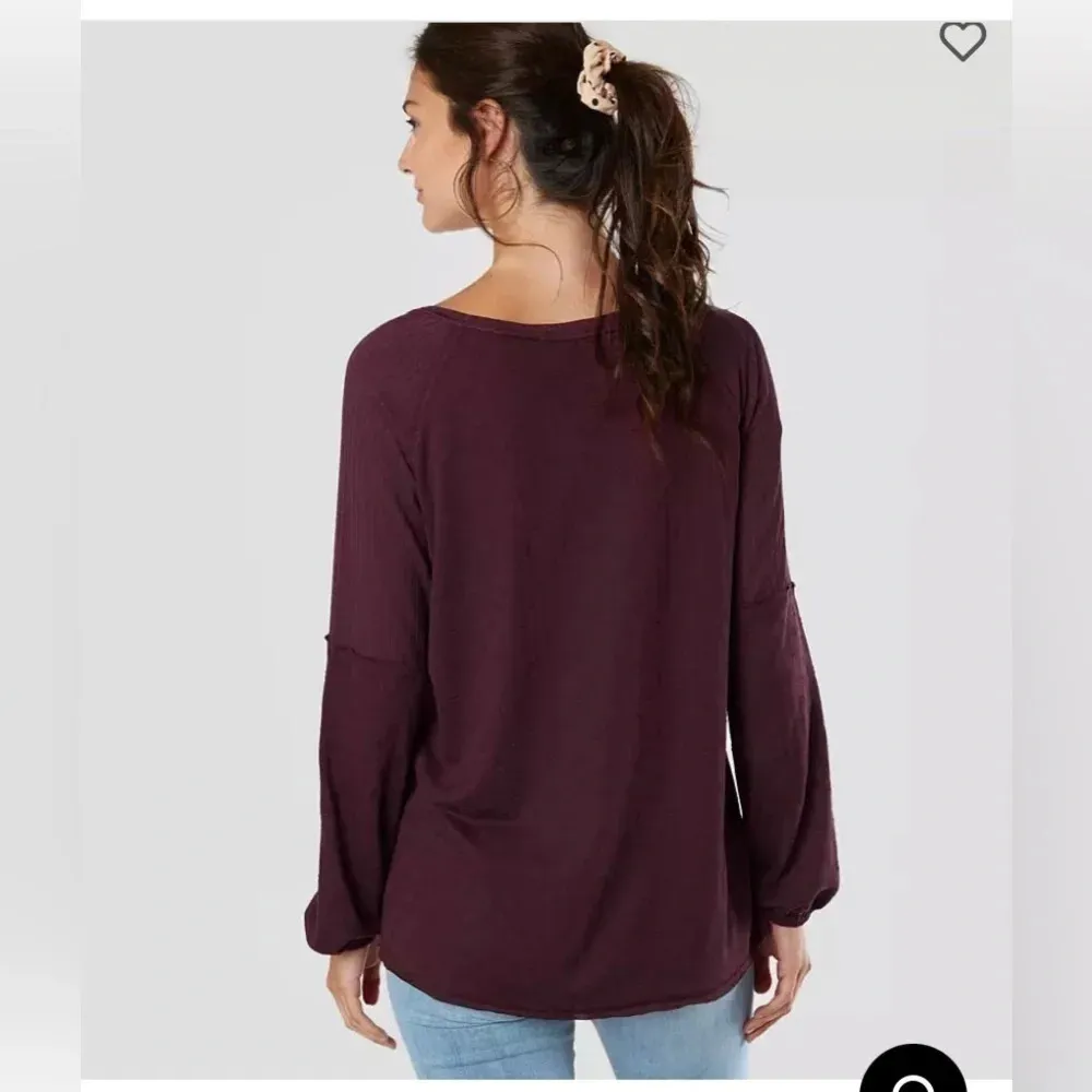 Miss Me Size Medium Oversized Knit Top Longsleeve Burgundy Elevated Basic Ribbed - Image 2