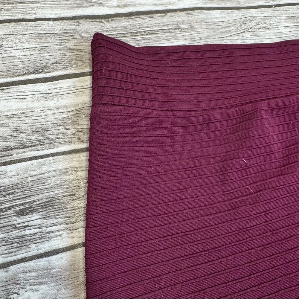 Sparkle & Fade Women's Pencil Skirt Plum Purple M Med Medium Lightweight Stretch - Image 3