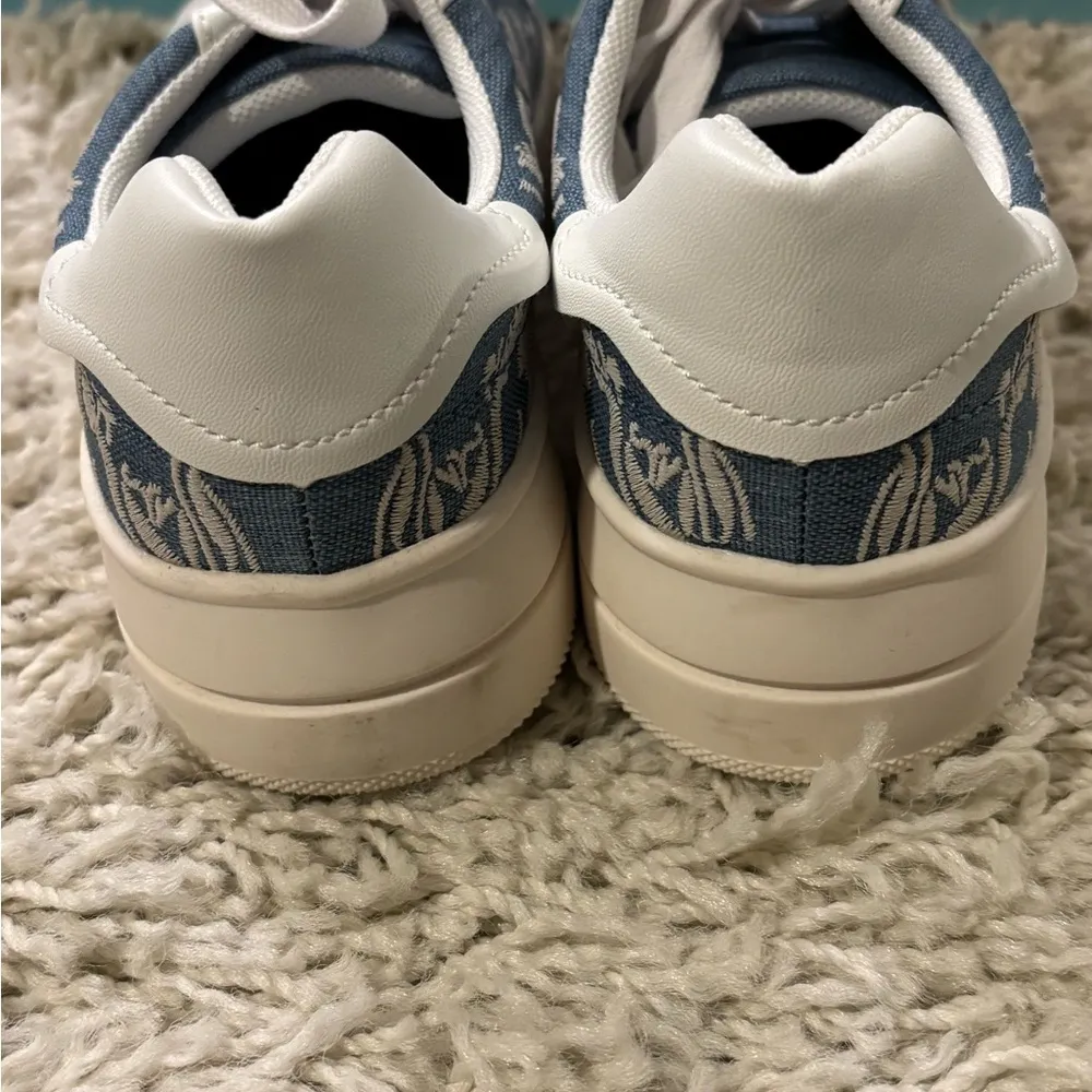 Beartraps Nishelle Blue & White Rebound Technology Support Size 6.5 - Image 10