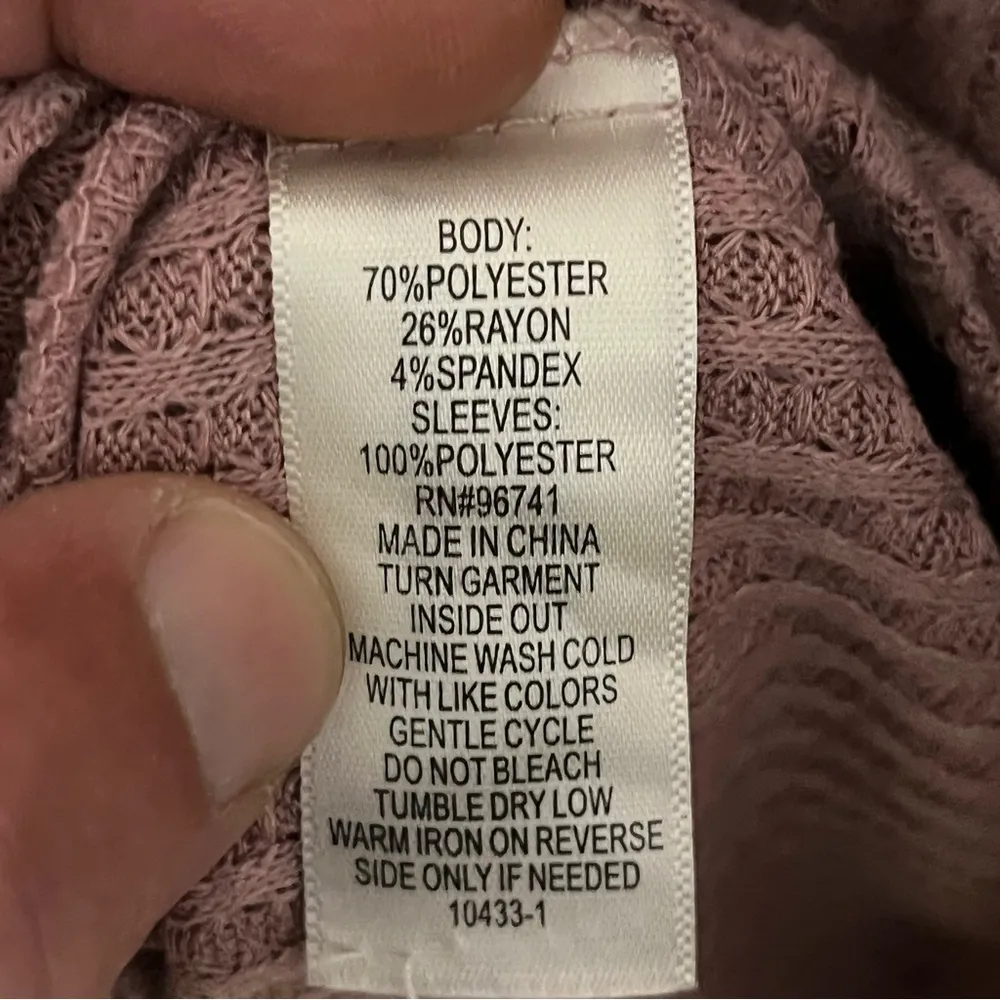 Women’s Truself Size 4XL Pink Snake Print Sleeves Button Up Cardigan Blouse - Image 4