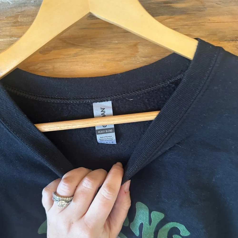 Feeling Lucky Graphic Sweatshirt Size L - Image 2