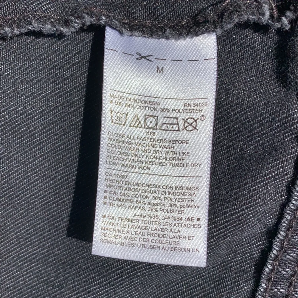 Old Navy distressed denim jacket | size M - Image 6