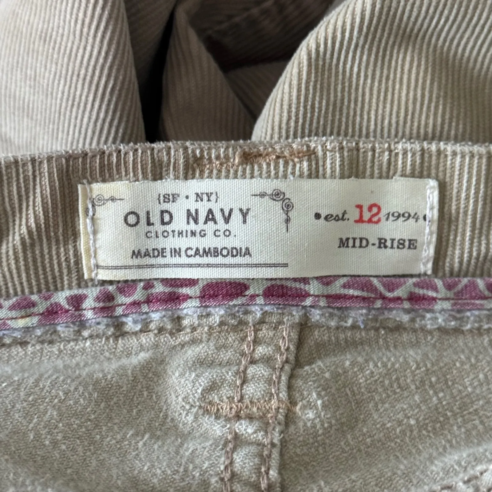 Old Navy Corduroy Pants 12 Tan Beige Bootcut Cottagecore Academia Classic Y2K‎ - Image 6