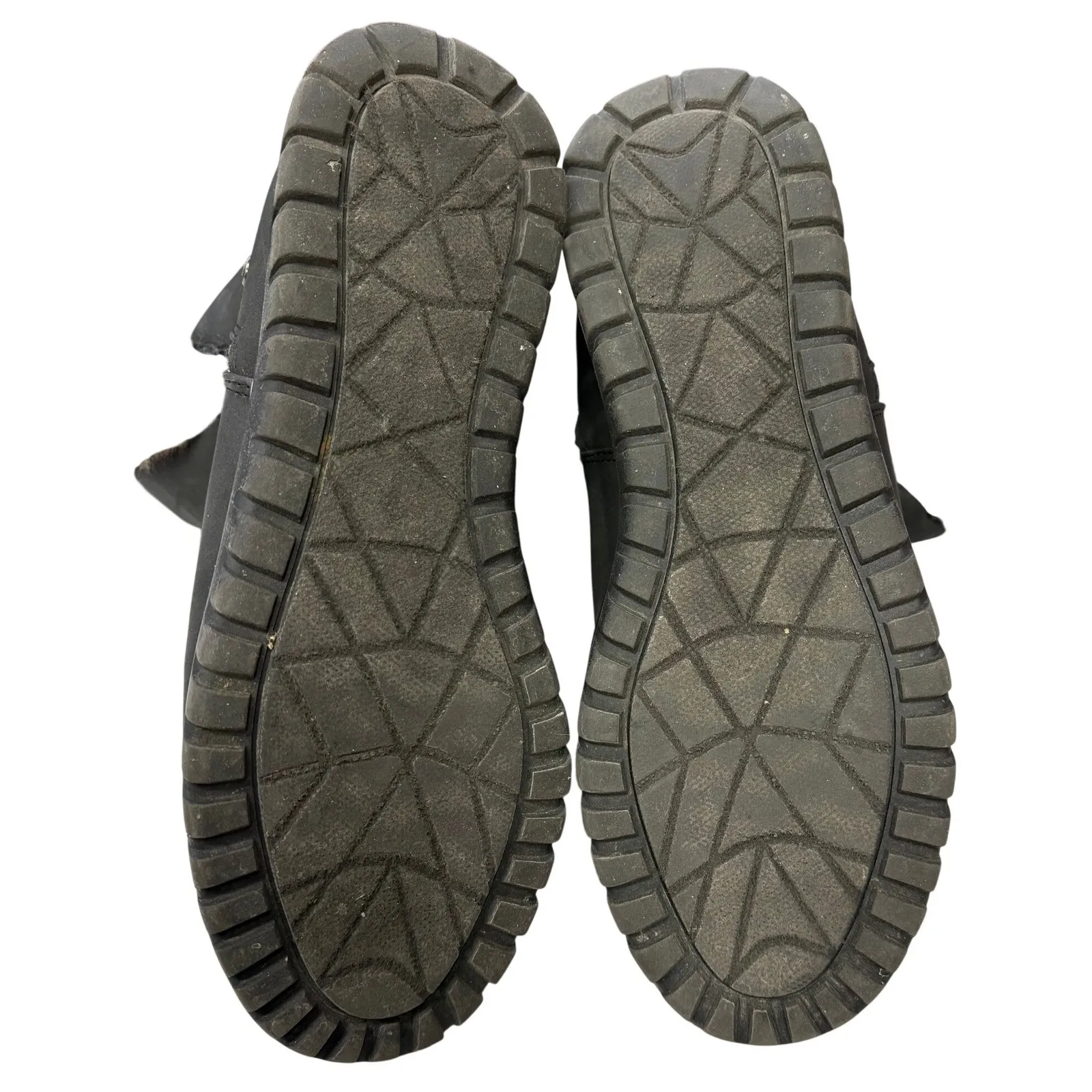 London Fog Women's Whiteout Faux Fur Short Ankle Side Zip Winter Cozy Boots 8 - Image 9