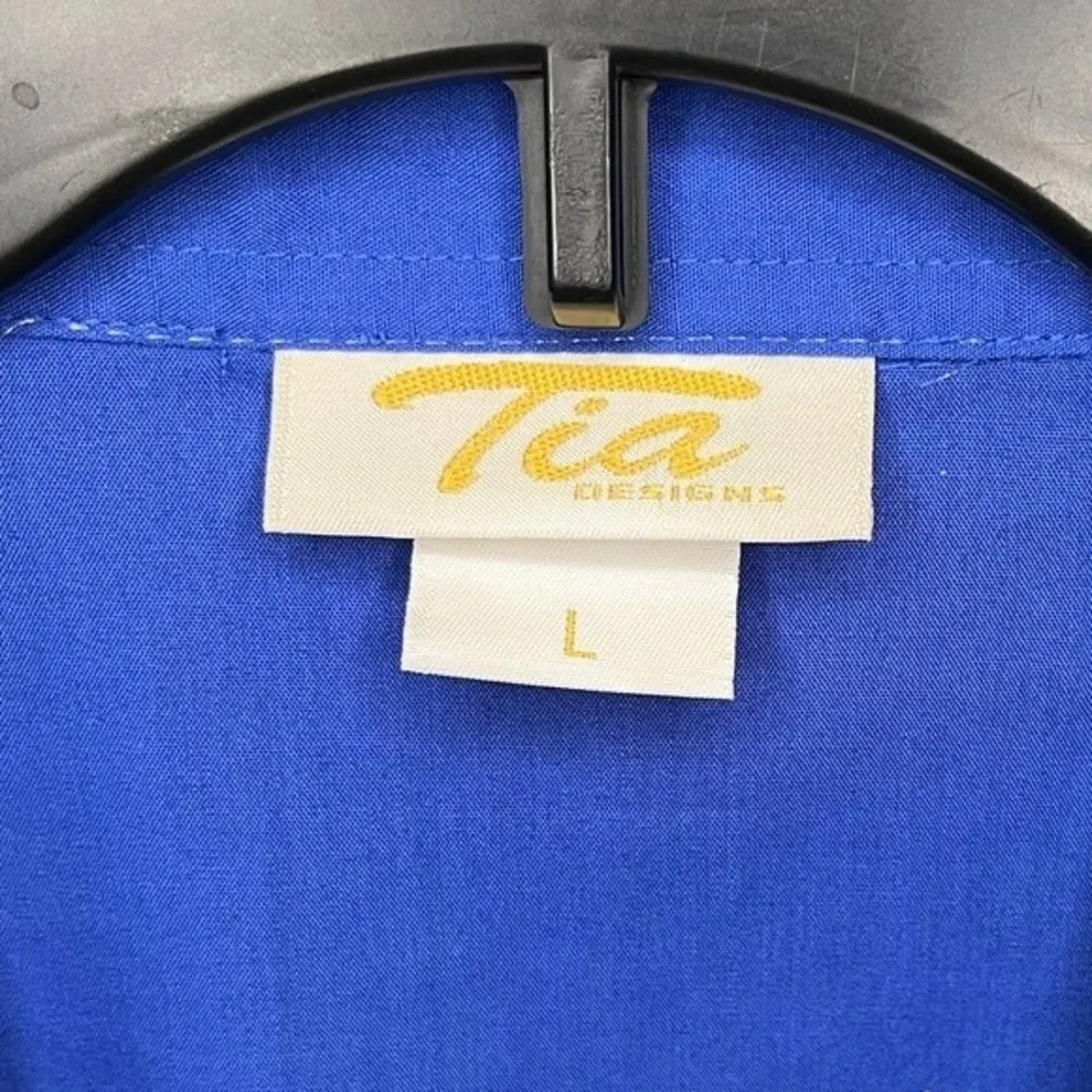 Tia Designs Women’s Blue Palm Tree Button Down Top Size L NWT Size L - Image 3