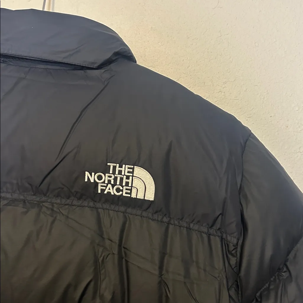 The North Face 
1996 RETRO NUPTSE JACKET WOMENS - BLACK NWT Size 3X - Image 9