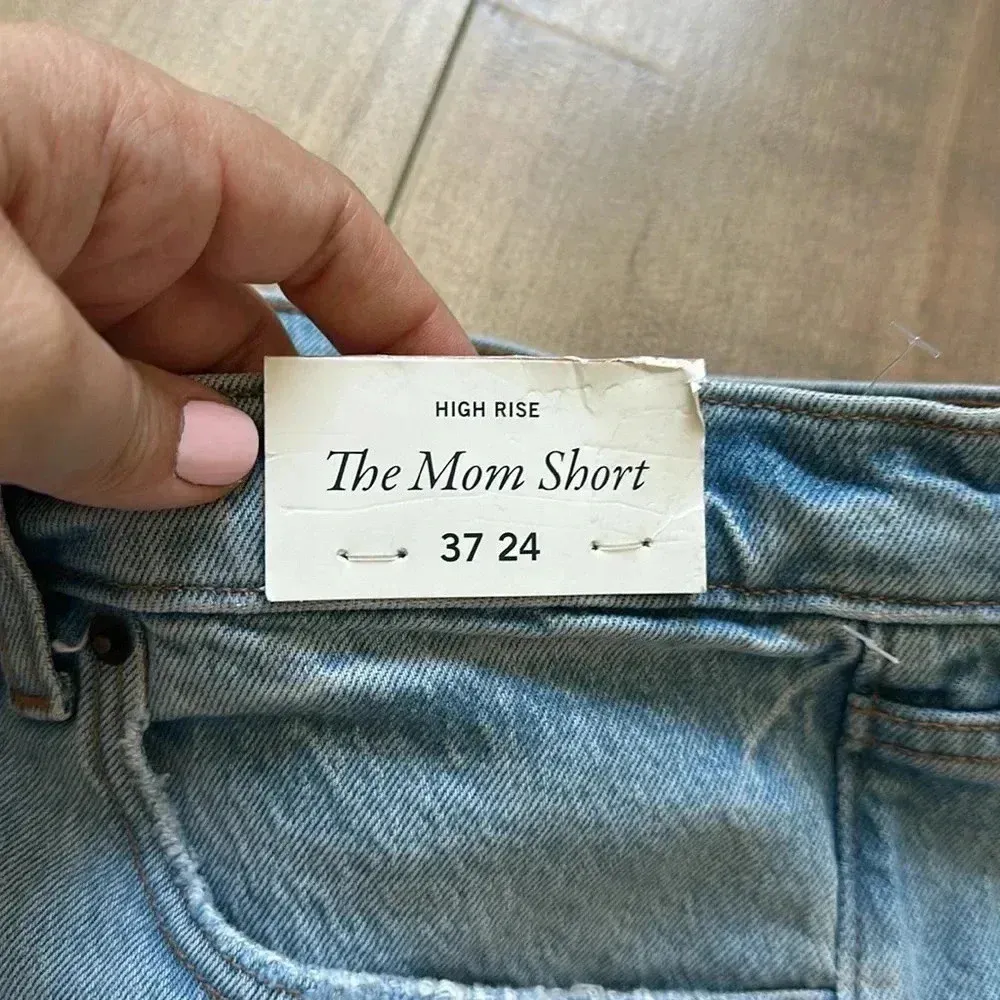 NWT Abercrombie & Fitch The Mom Short High Rise Plus Sz 37/24 - Image 3