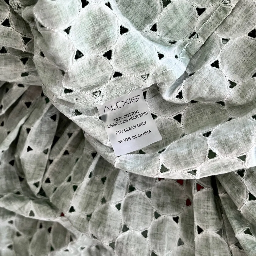 NWT Alexis Sage Green ‘Milada’ Ruffled Broderie Anglaise Maxi Dress, Size XL - Image 7