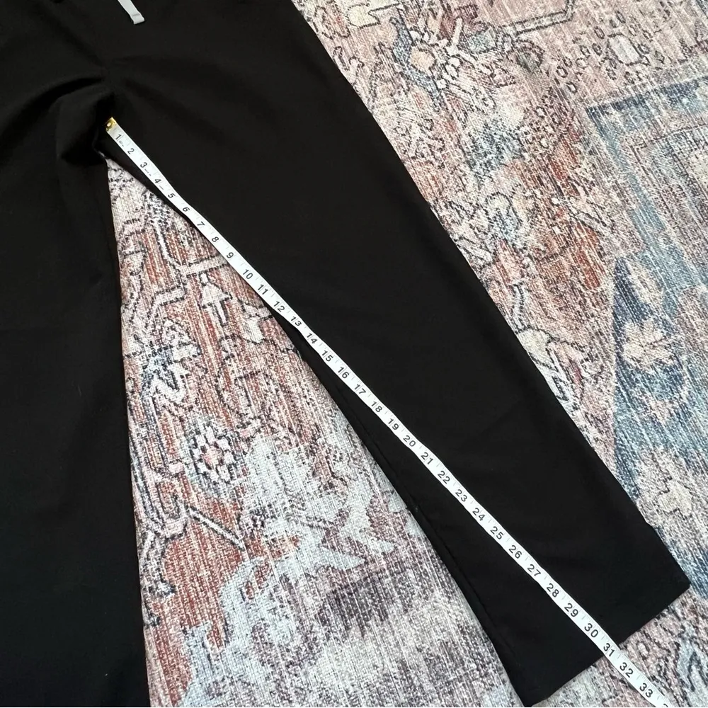 FIGS Kade Cargo Scrub Pants in Black Straight Leg Classic Fit Yoga Waist T21004 - Image 11