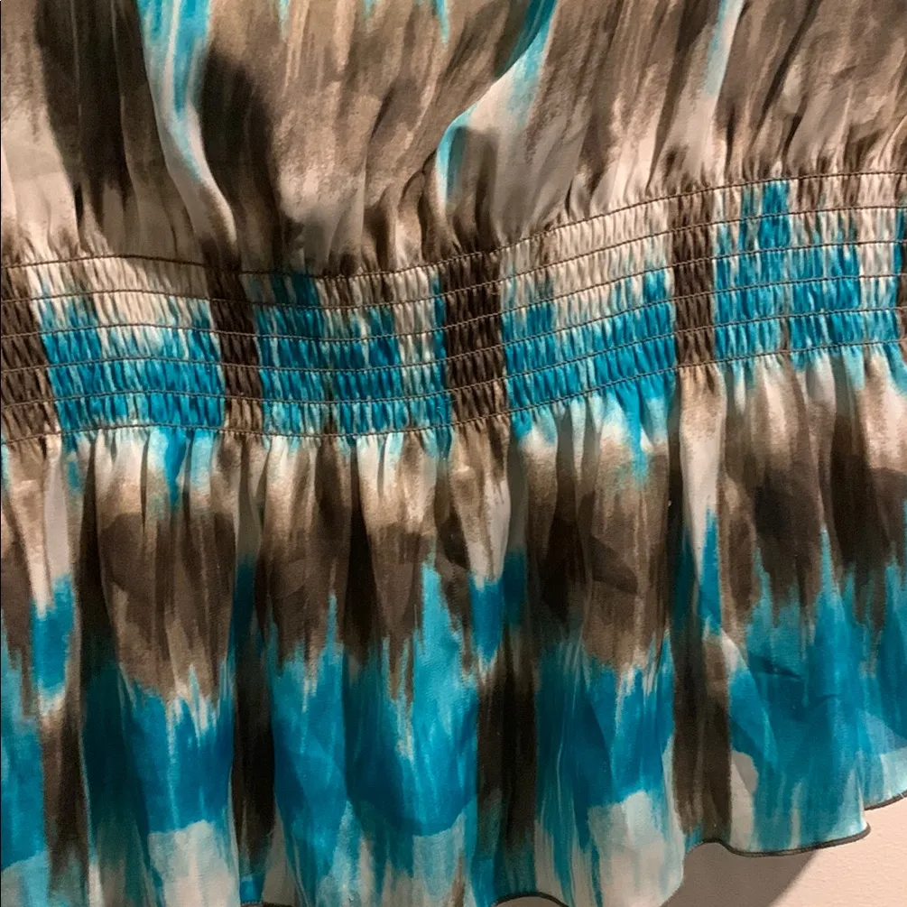 Elegant Blue and Gray‎ Blouse - Image 4