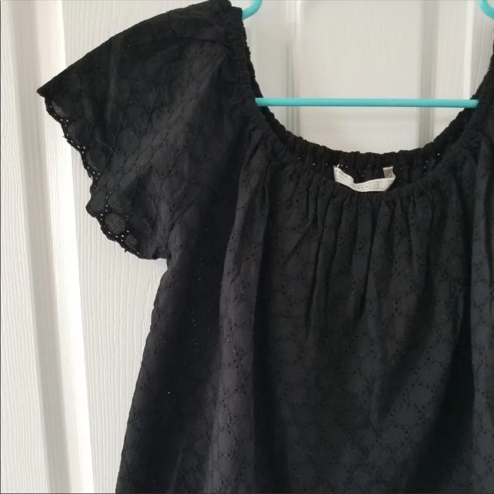 ✨ Zara TRF Black Eyelet Off the Shoulder Top✨ - Image 4