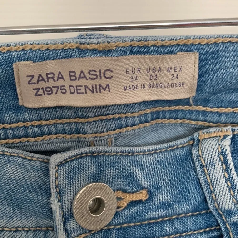 Zara Basic Women’s Denim Skinny Jeans - Image 5