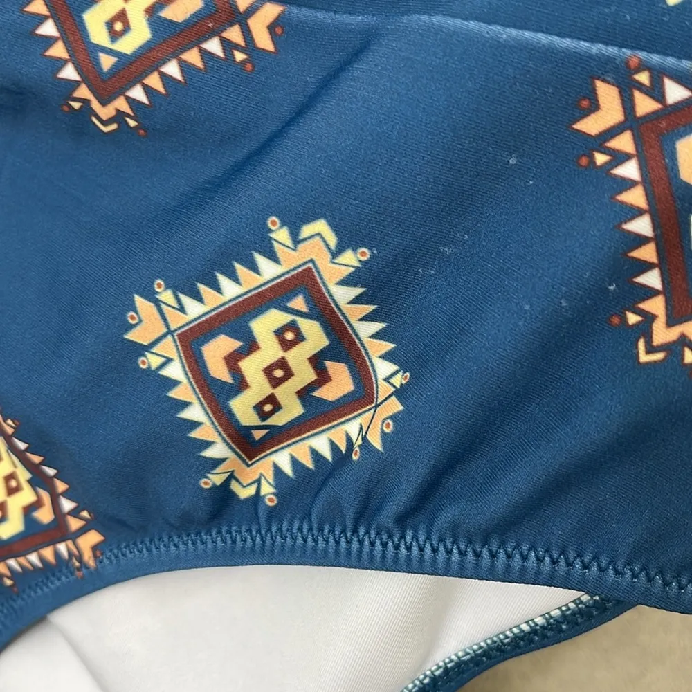 Cupshe NWT  High Waisted Blue Bikini Bottoms Aztec Western Boho Size Medium - Image 6
