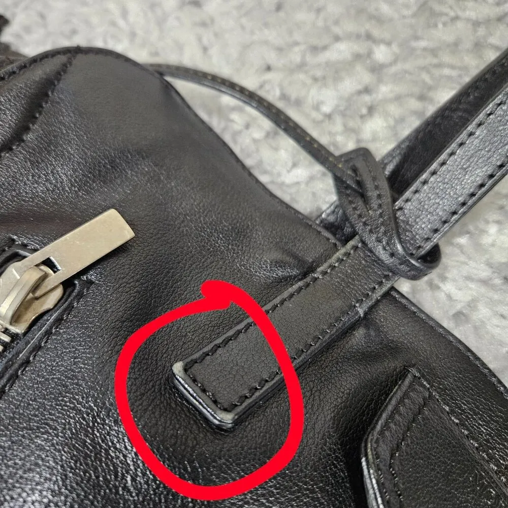 READ Alexander McQueen Leather Skull Padlock Zip Around Biker Bag Black - Image 10