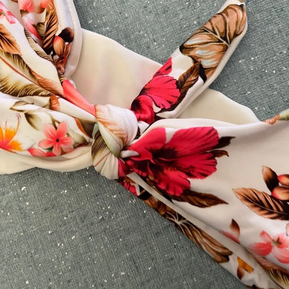 Beach Bunny Layla Bandeau Bikini Top Flower Power - Image 8