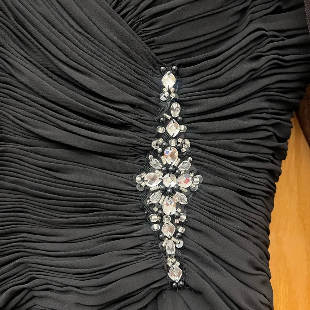 Formal Black Illusion 3/4 Sleeve Side Ruched Gown With Rhinestone Embellishment Size L - Image 4