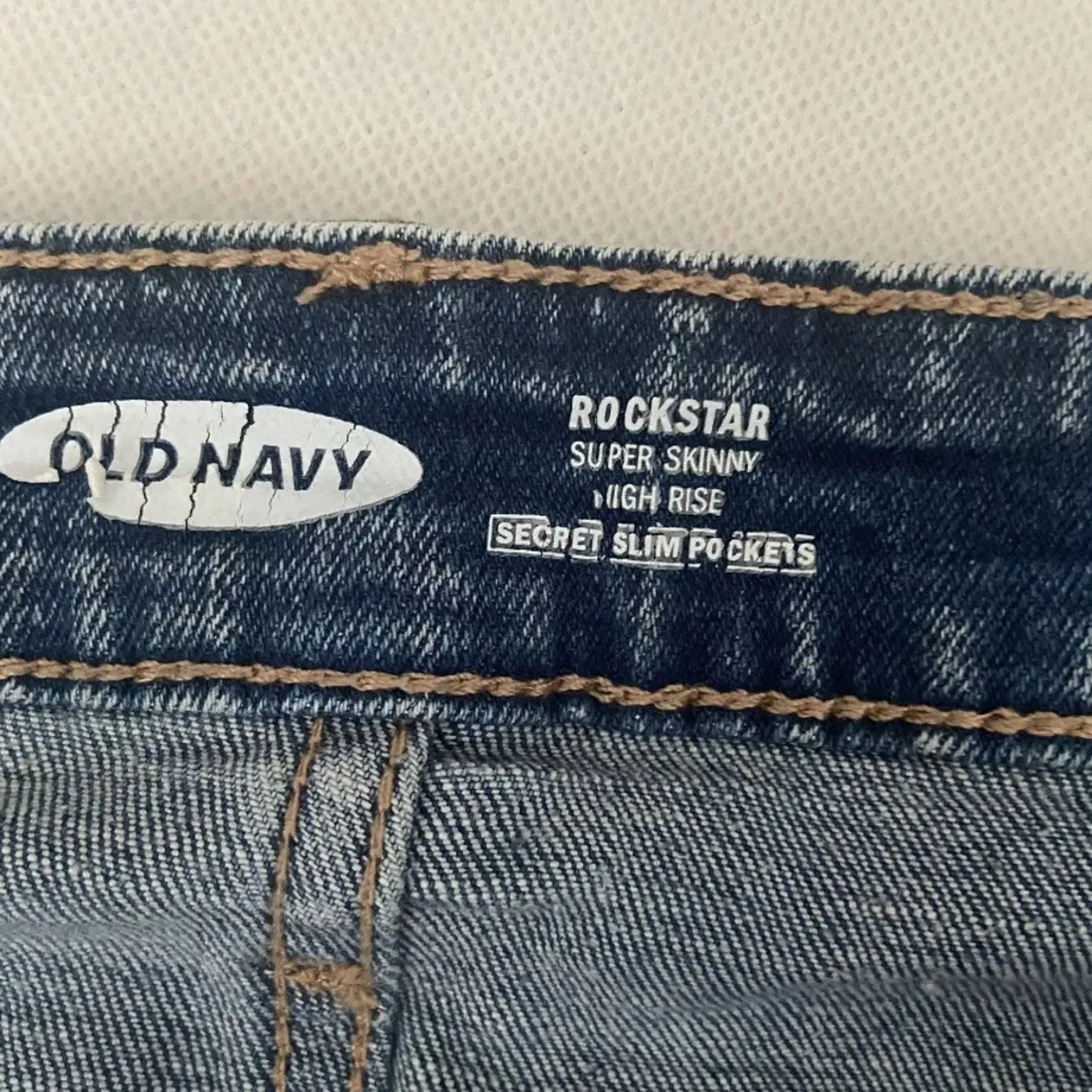 Old Navy Jeans Women’s 6 Rockstar Super Skinny High Rise Secret-Slim Poc… - Image 4