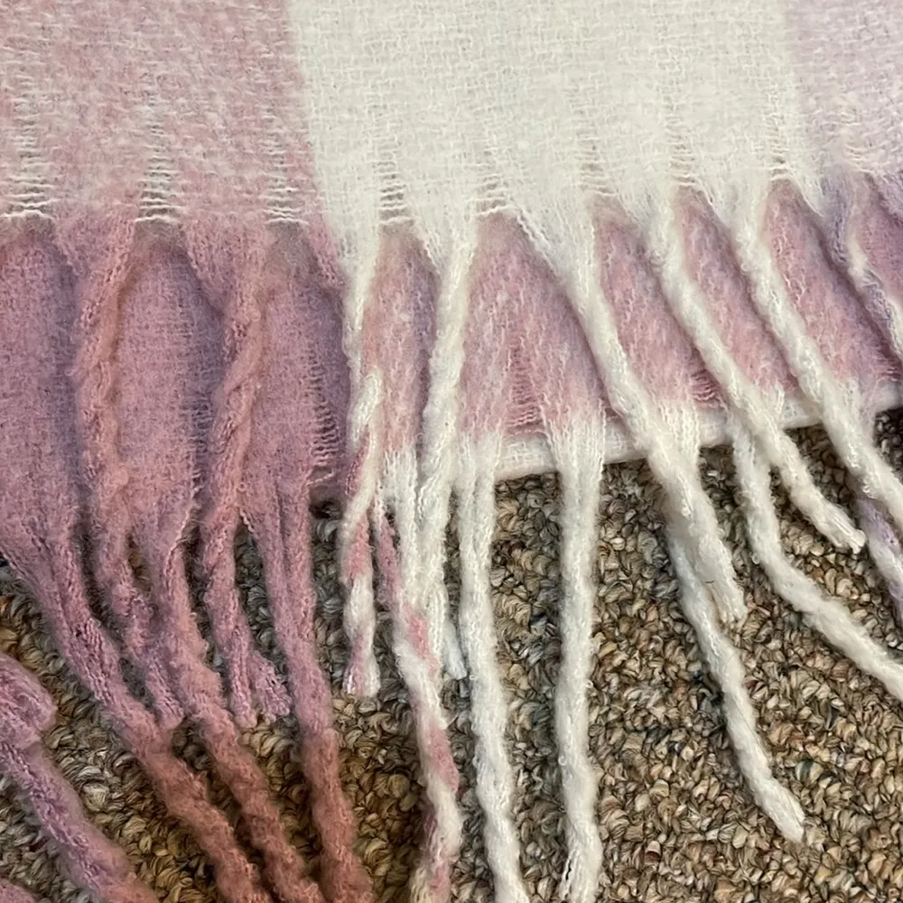 Womens Steve Madden Plush Plaid Scarf - Image 3